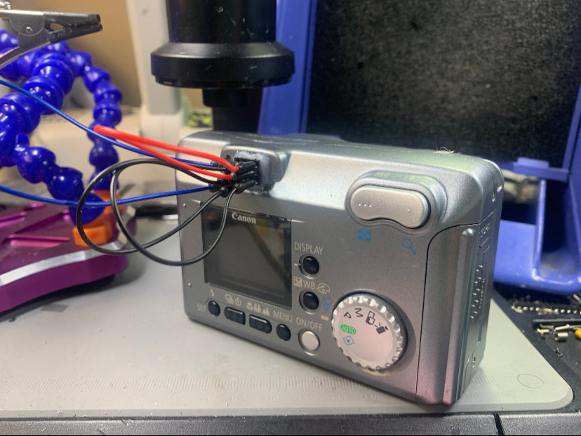 GWX Dataline (+/-) 2MP Circuit-Bent Digicam